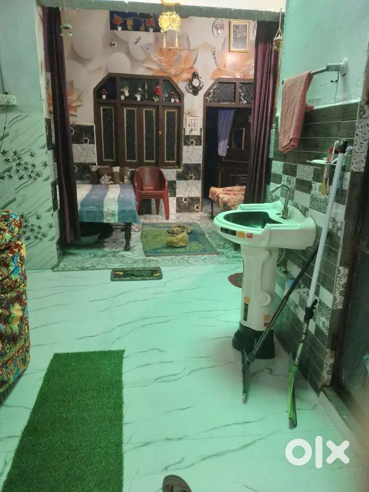 Ghar bechna h 60 gaz me Ghar h 25 lakh ka