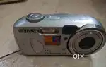 Sony  p73 point n shoot camera