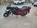 Hero glamour एकदम न्यू कंडीशन में कोई भी काम नहीं है और कोई स्क्रैच न