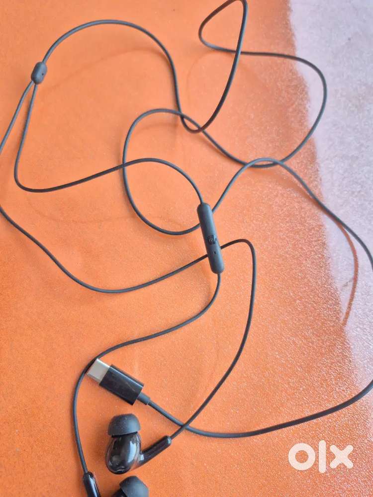 MI Type-C in-Ear Earphones with 12.4mm Drivers, HD Microphone