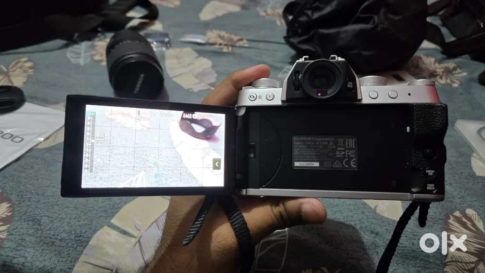 Fujifilm XT 200 DSLR with additional telephone lens