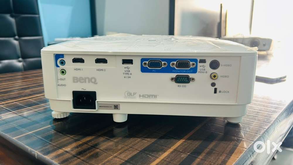 Benq Full HD Projector MW560