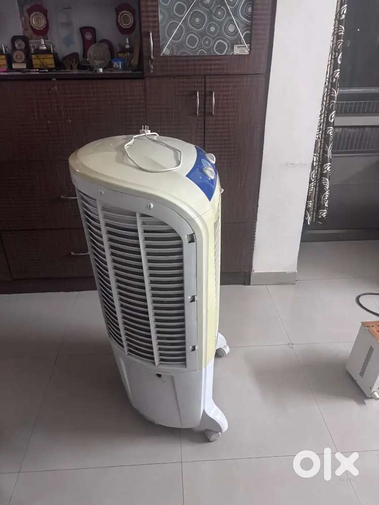 Bajaj Cooler