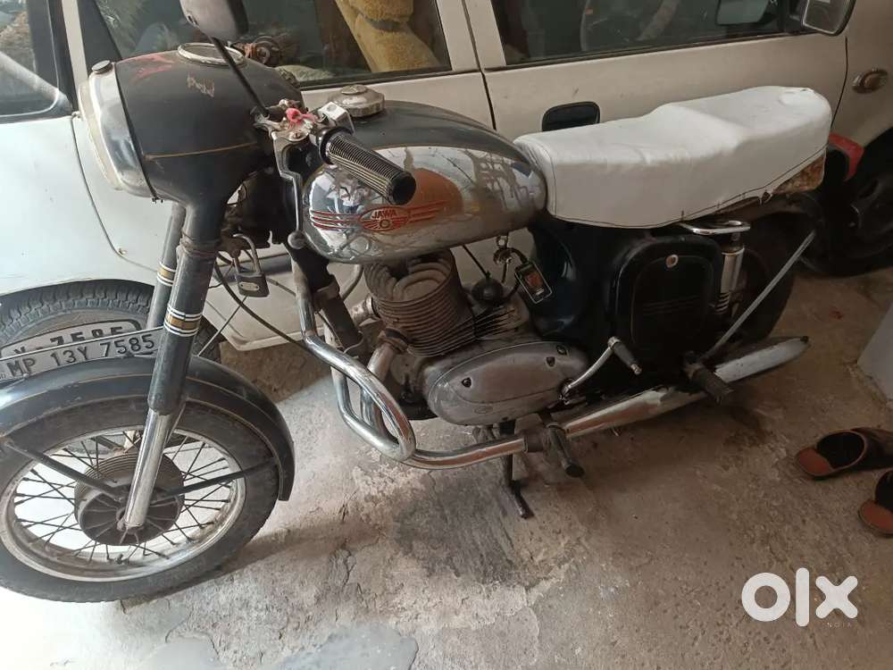 We want sell my old single hand jawa bike in indore running condition
