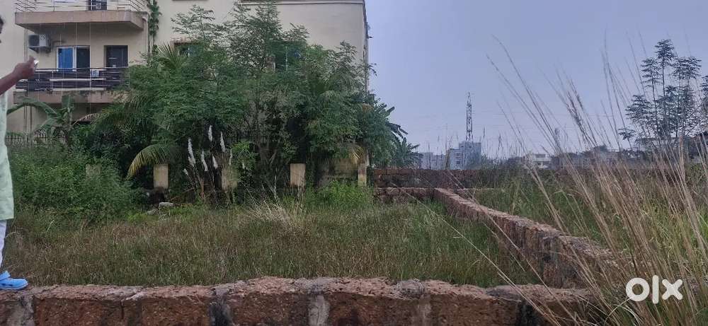 Resale plot for sale Sundarpada in hi-tech