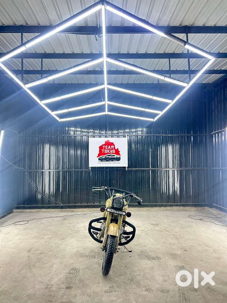 Royal Enfield classic dessert storm