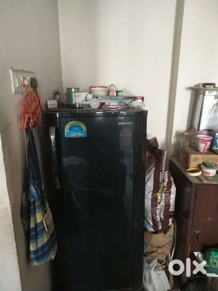 Samsung fridge, 190 liter good working condition