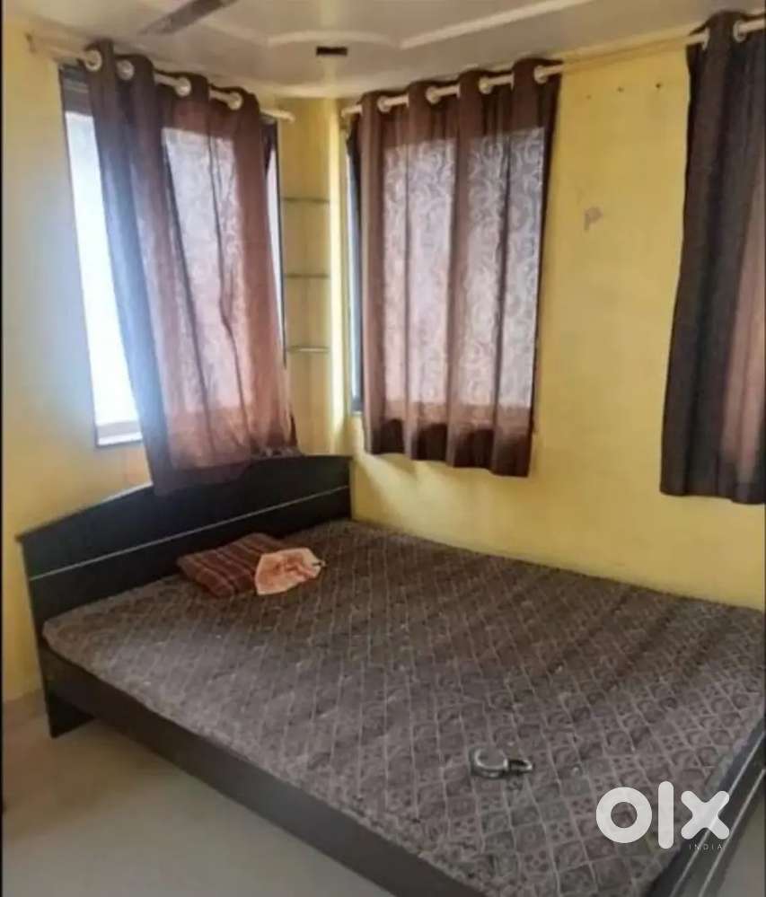 1 RK FOR RENT UPSIDE TO NAAZ HOTEL CAMP
