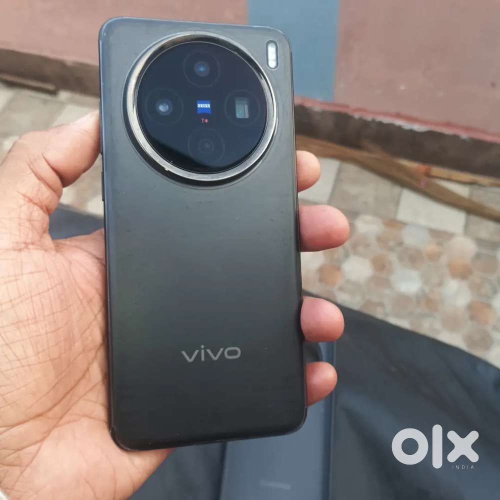 VIVO X 200।   12/256