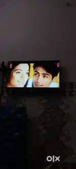 Boscon company 3 mahine purani h 43 inch hai