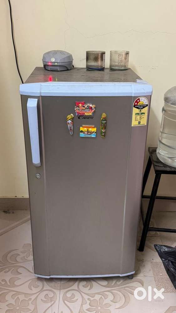 Refridgerator with stabilizer