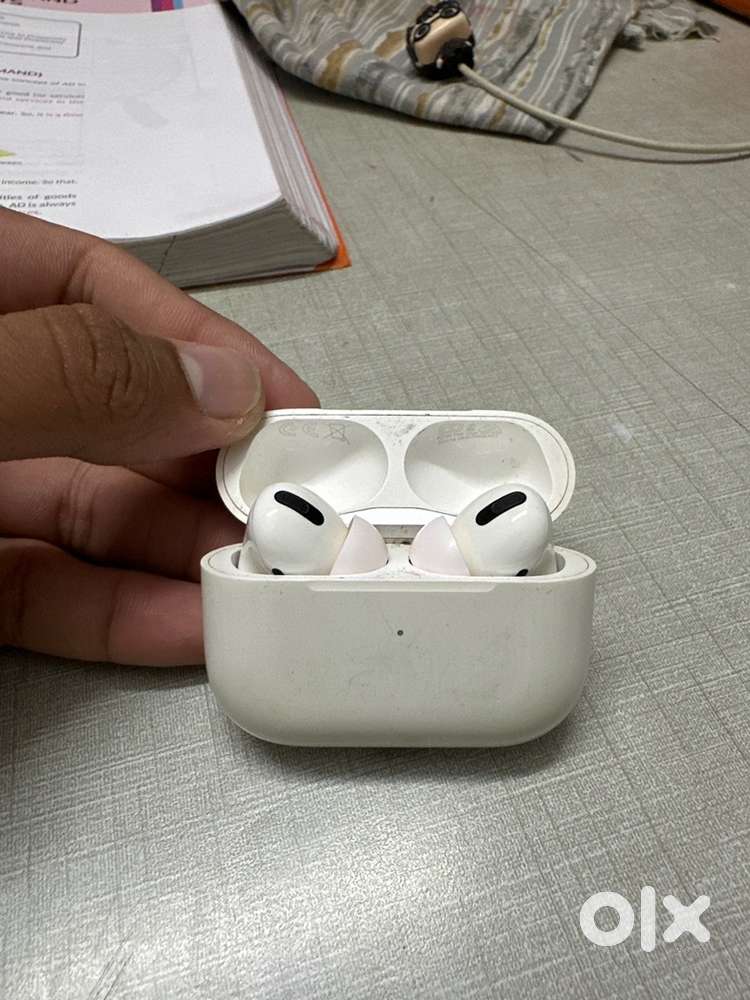 Airpods Pro 1st Gen, 2021
