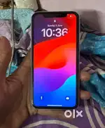 I phone 11 64gb one handed no one part change