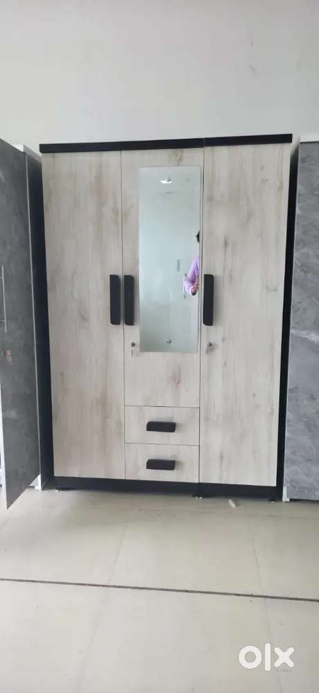 3 door almirah direct factory sale