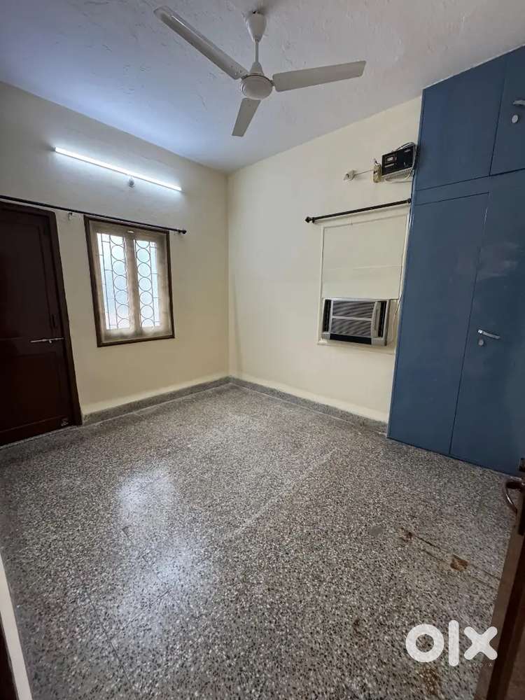 2Bhk Specious Flate For Family & Girls