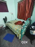 King size double bed and table