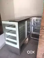 Bakery showcase