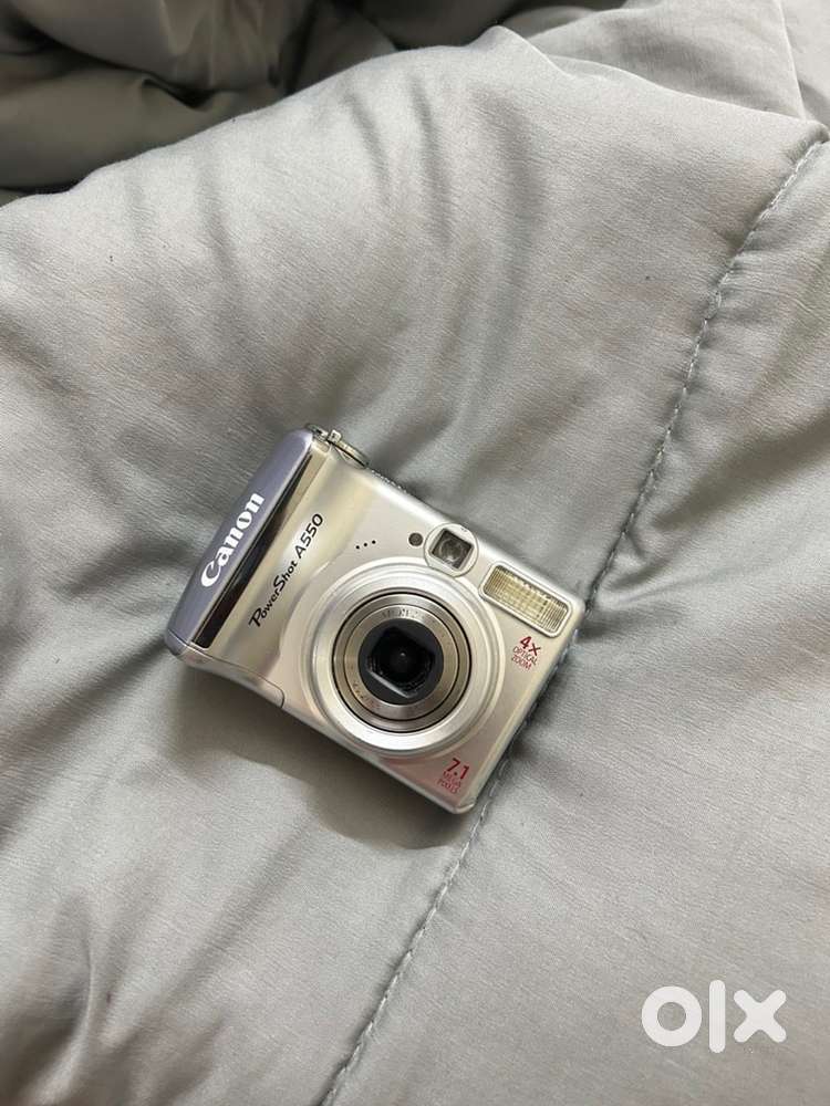 Canon A550