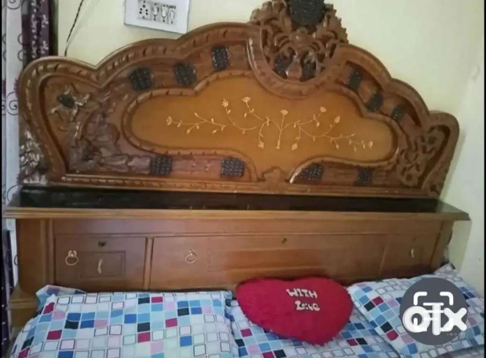 Teakwood sagwan bed antique
