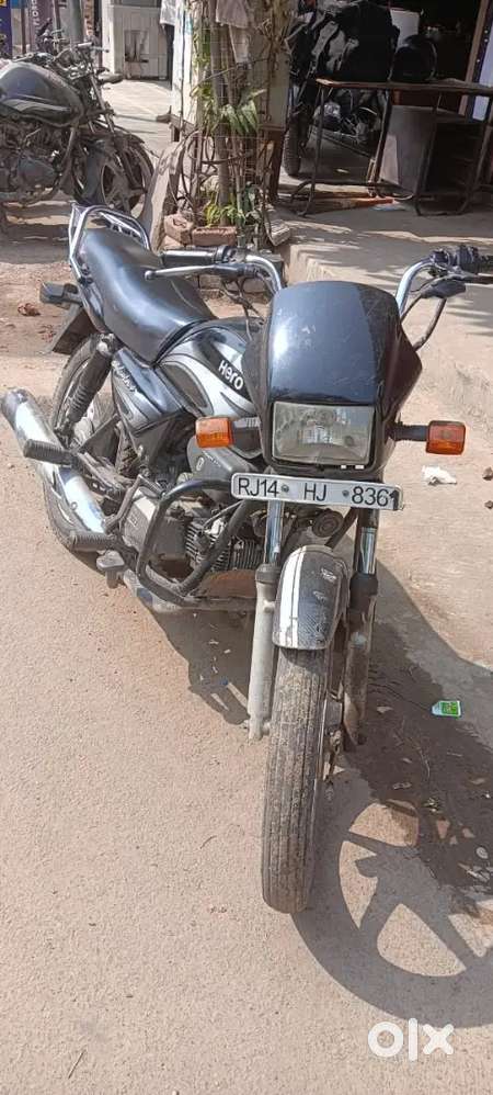 Gadi me koi kami nhi he koi khrcha nhi he 65 ka average deti he