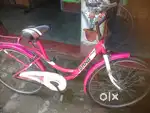 Sk bycycle Brand gloria gang four year old well condition.
