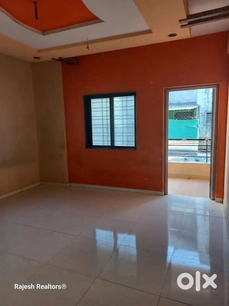 2bhk Flat For Rent 9500/-Dep 40000/-Ashoka Marg Road Front.