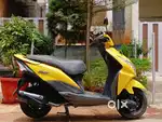 Honda Dio yellow