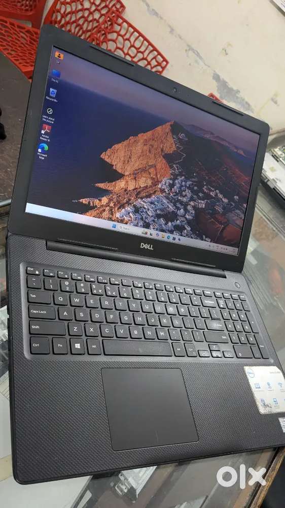 Dell Vostro 3590