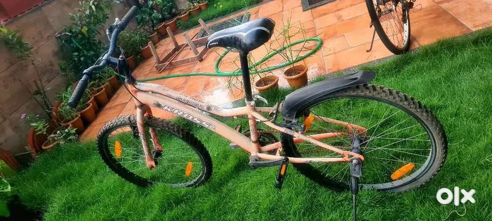 Kross Spider 24T MTB - Sturdy & Stylish Ride for Teens/Adults!