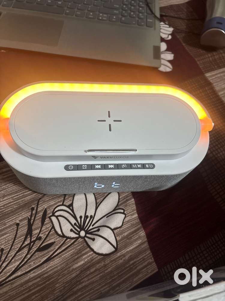 Brand new Vakh luxos 3in 1 bluethooth wireless speaker