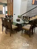 Dyning table
