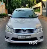 Toyota Innova 2.5 V 7 STR, 2012, Diesel