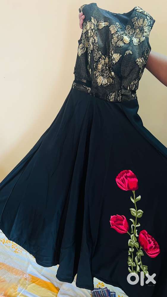 Elegant Black Long Gown with Brown Detailing & Rose Patch