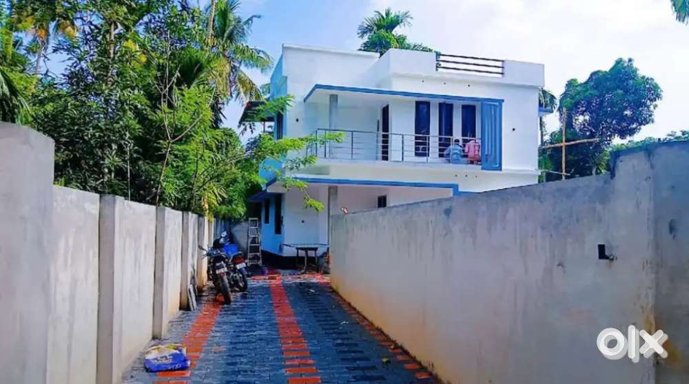 ചേർത്തല മുൻസിപ്പൽ ടൗൺ ഏരിയയിൽ New House 47 Lakh Asking