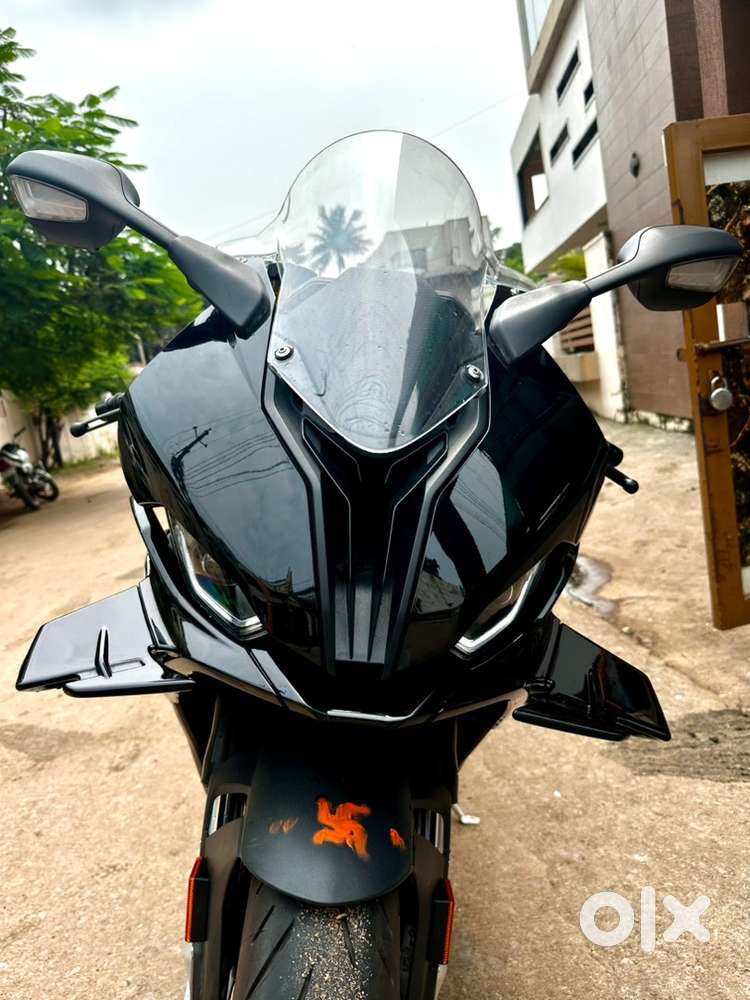 NOVEMBER 2023 BMW S1000RR only 1400km service maintained bike