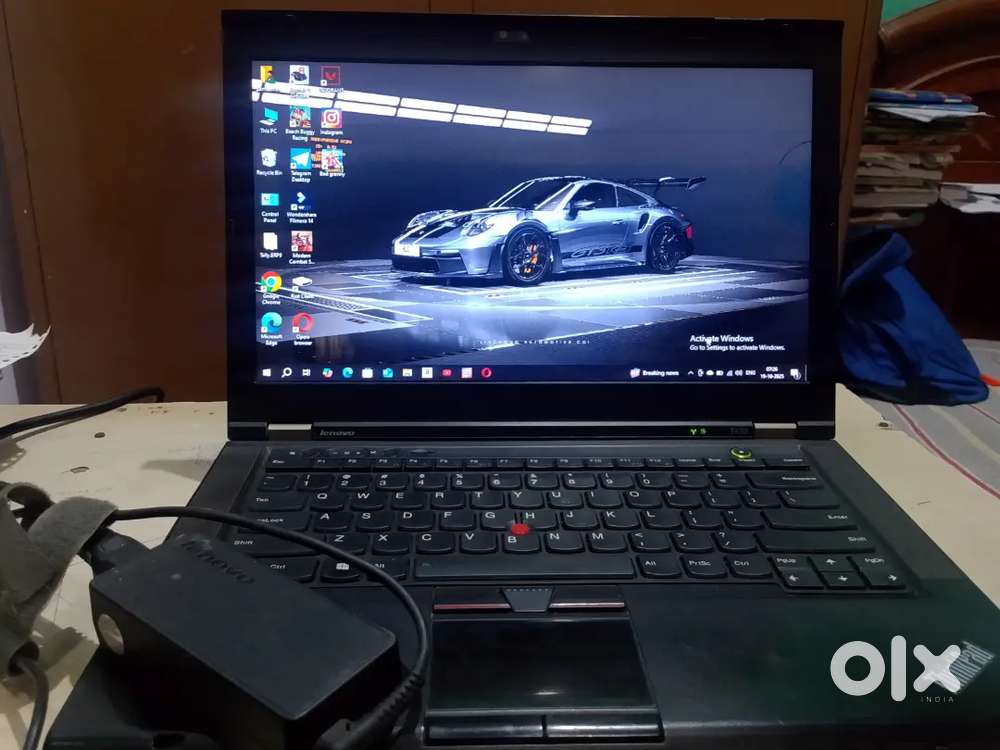 Lenovo ThinkPad laptop 4GB RAM 512 GB storage ( including charger )