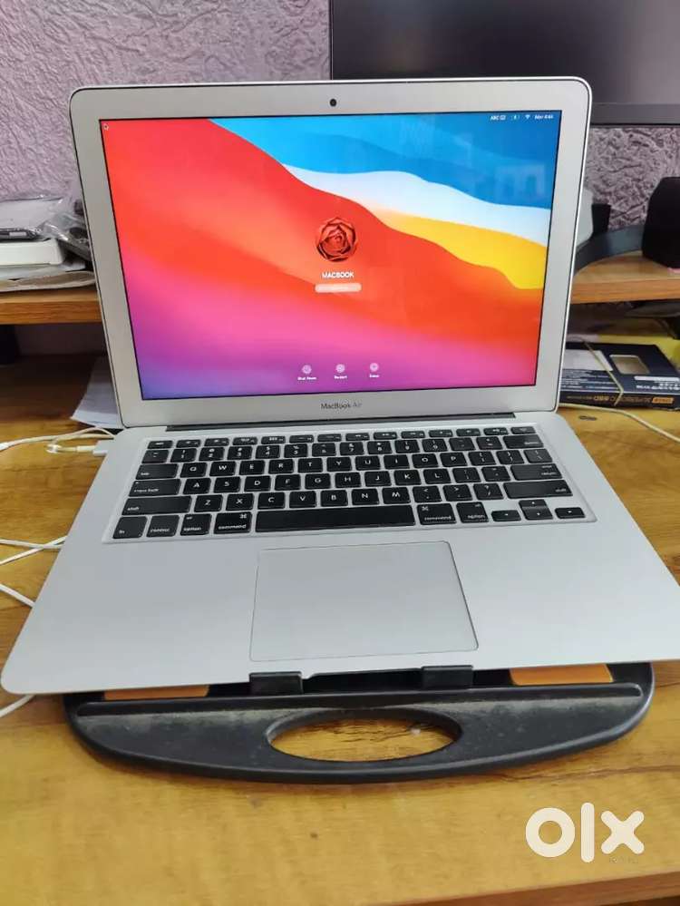 Macbook air 8gb 128gb fix price new condition slim fix price