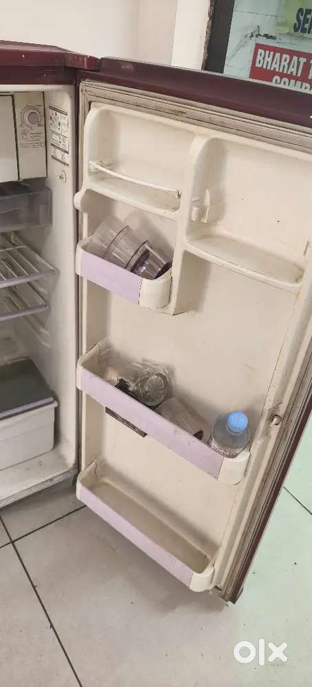 Fridge LG ka hai