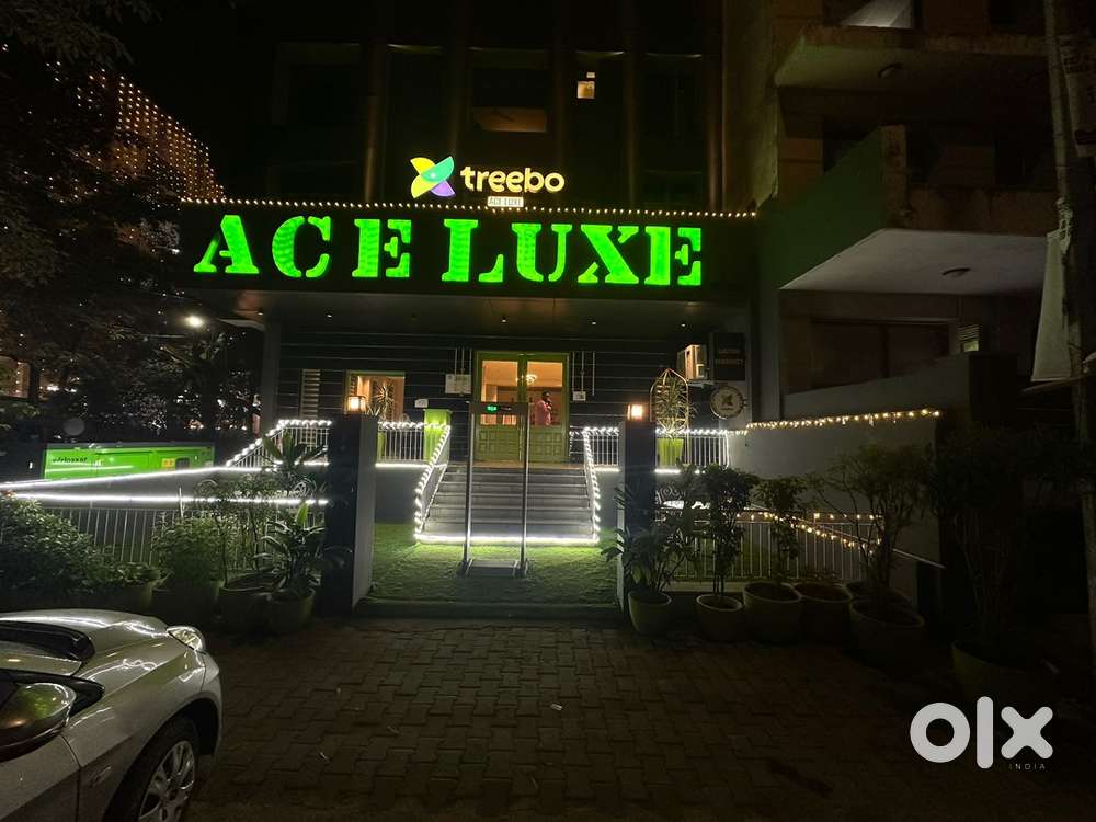 Looking for Hotel Front Office Manager