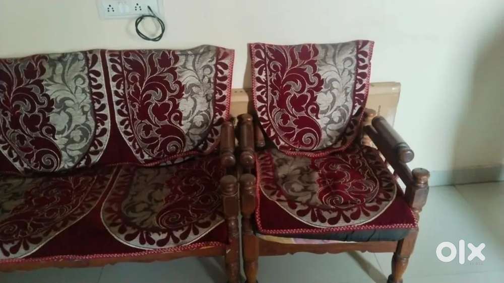 Sagwan sofa