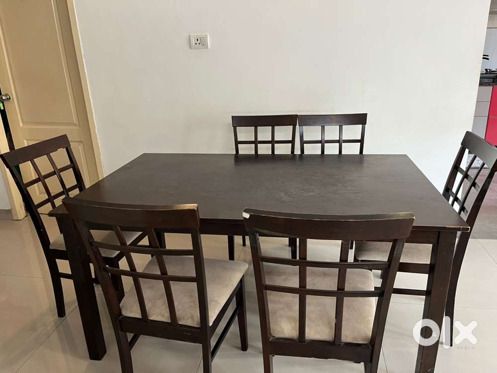 6 seater teak wood Dining table