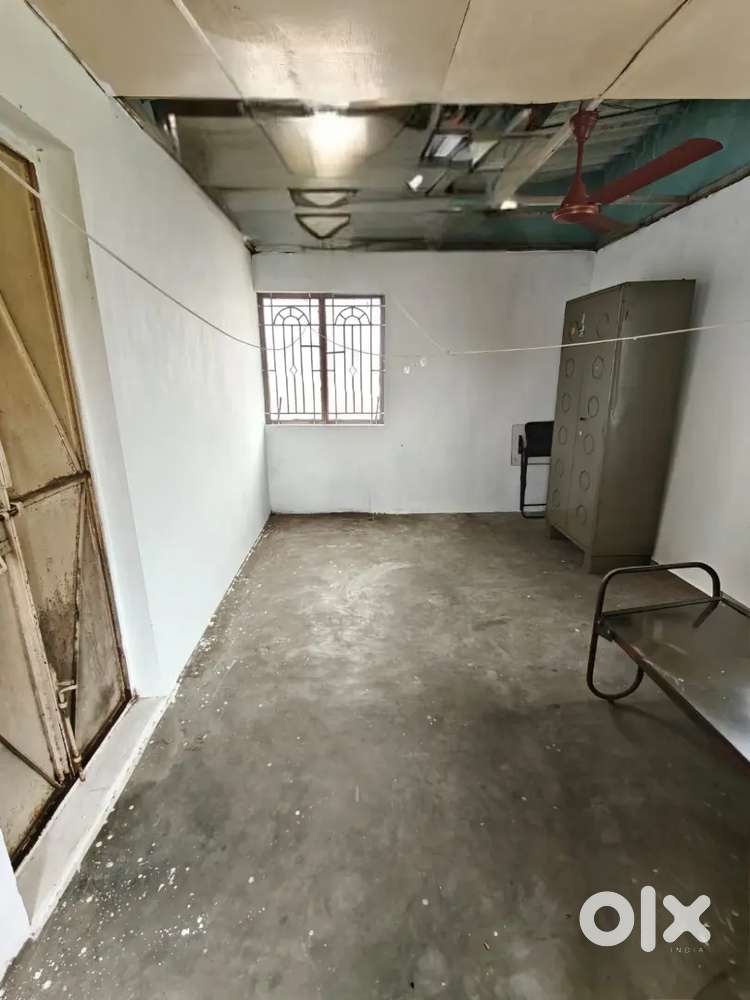 room or office for lease