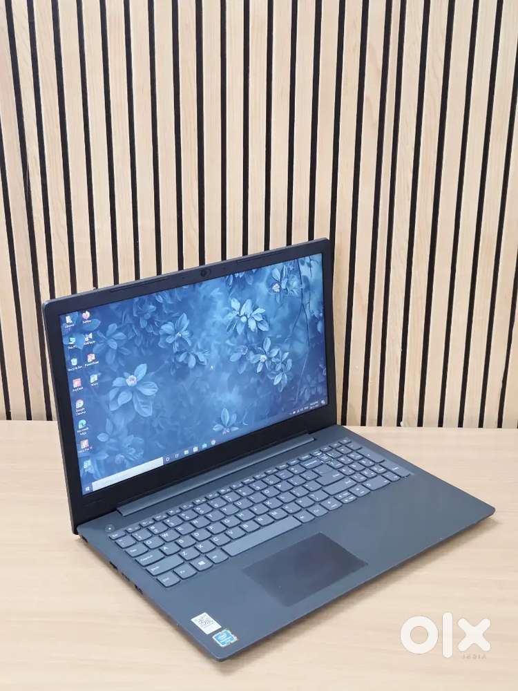 LENOVO LAPTOP 8 GP RAM 1000 GP HDD WIFI WEBCAM INTEL PENDIUM PROCESSOR