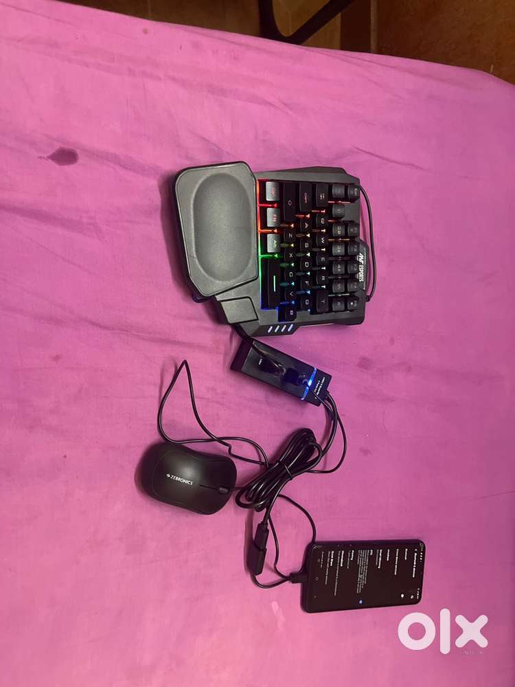 Gaming keyboard with mouse