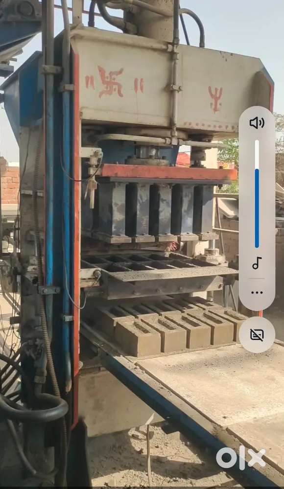 Flyash brick mechine