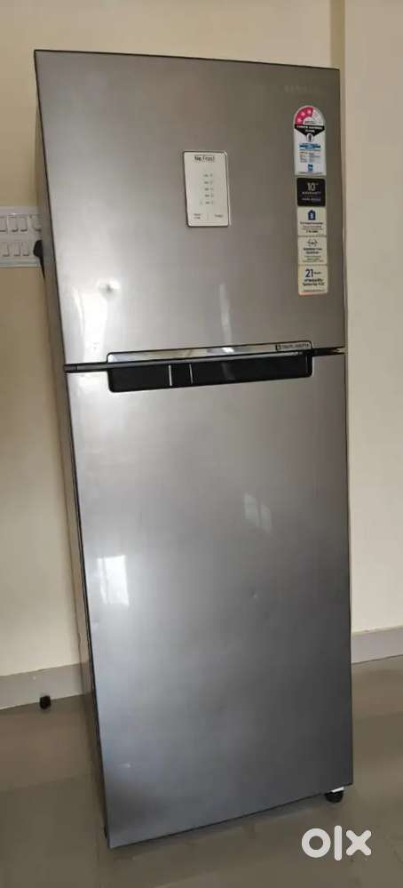 Double door inverter freez