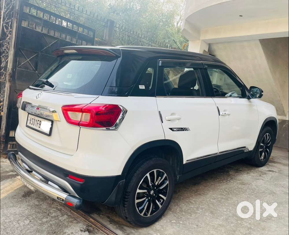 Top end model, keyless entry, push button starts