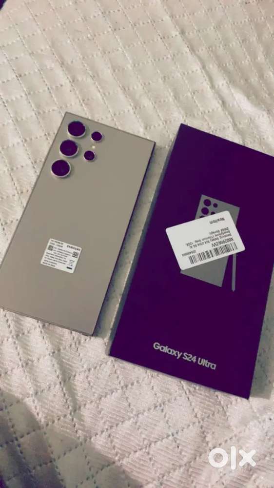S24 ultra 256gb with charger