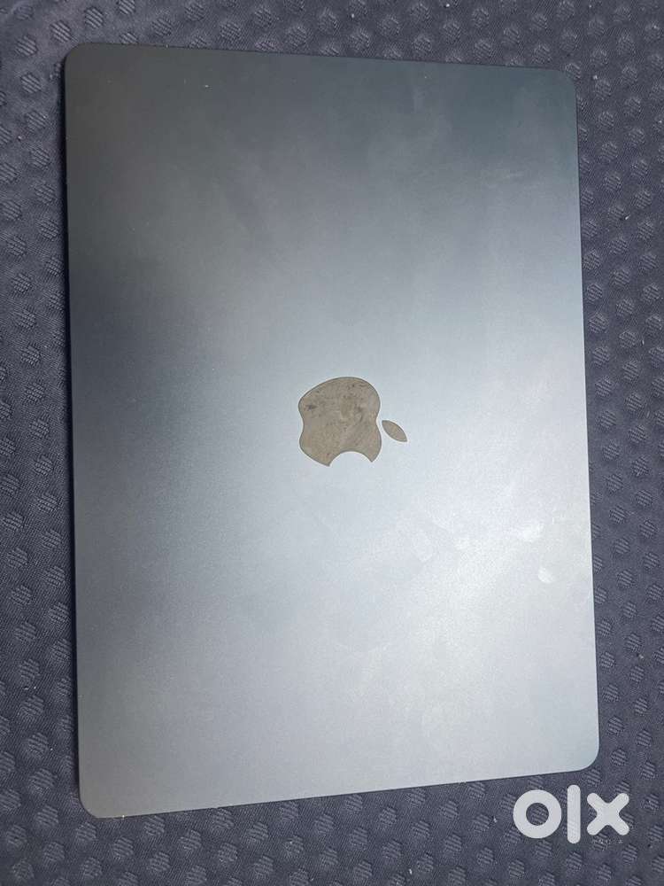 Macbook Air M2 2023