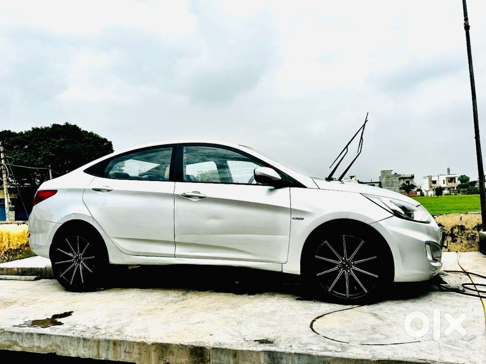 Verna GOOD CONDITION, 53000  driven without metre reverse…